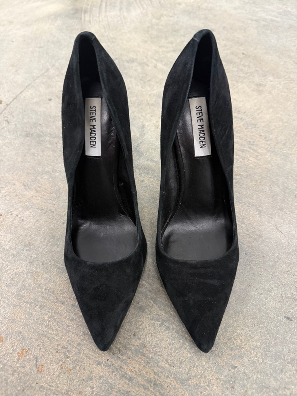 Steve Madden Black Suede Pointed Pumps
